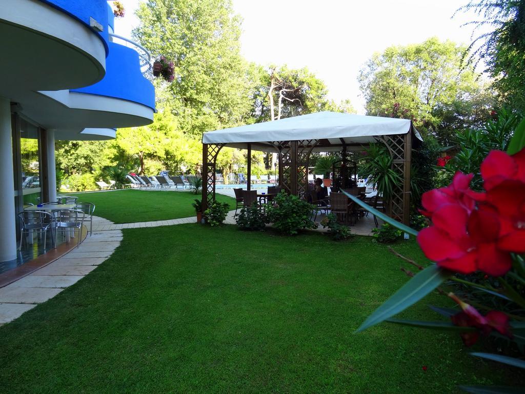 Hotel Playa Blanca 3*